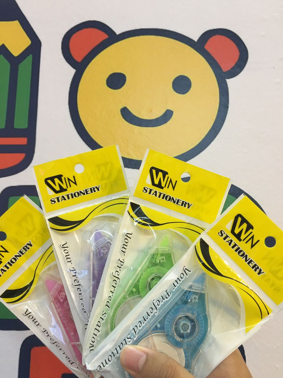 WIN CORRECTION TAPE