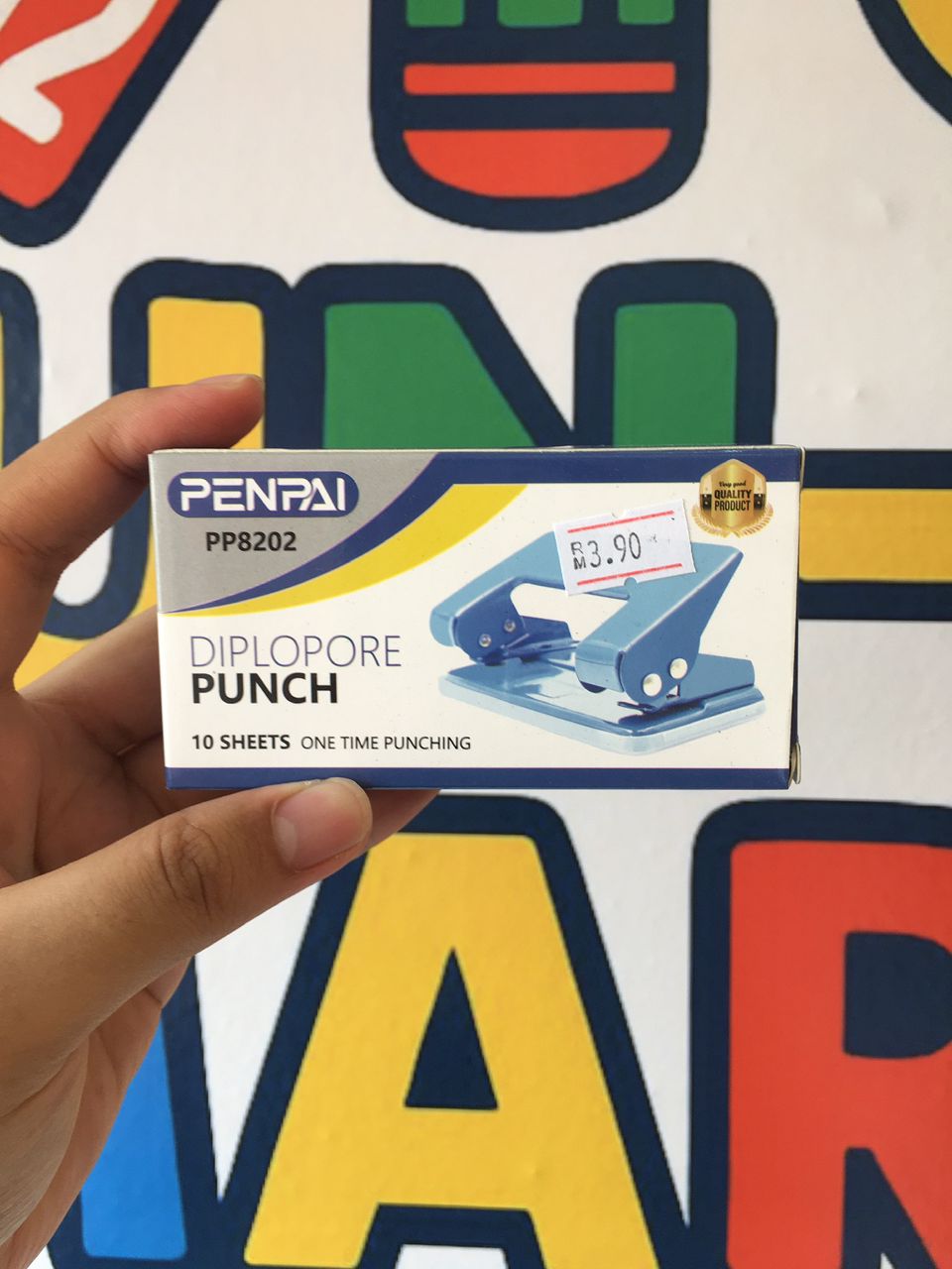 HOLE PUNCH � Double